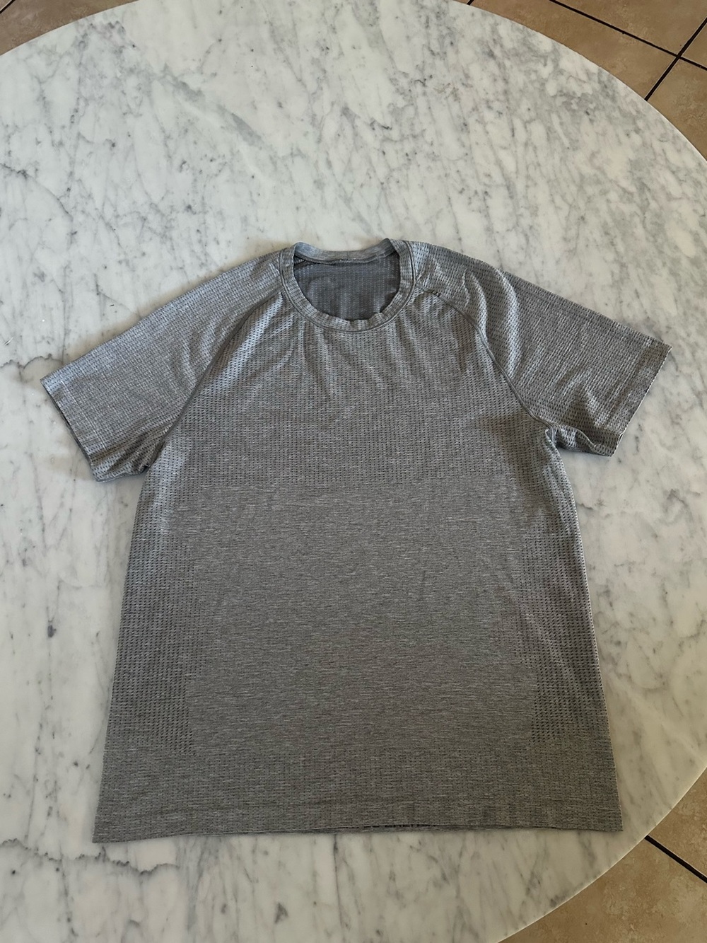 Lululemon shirt